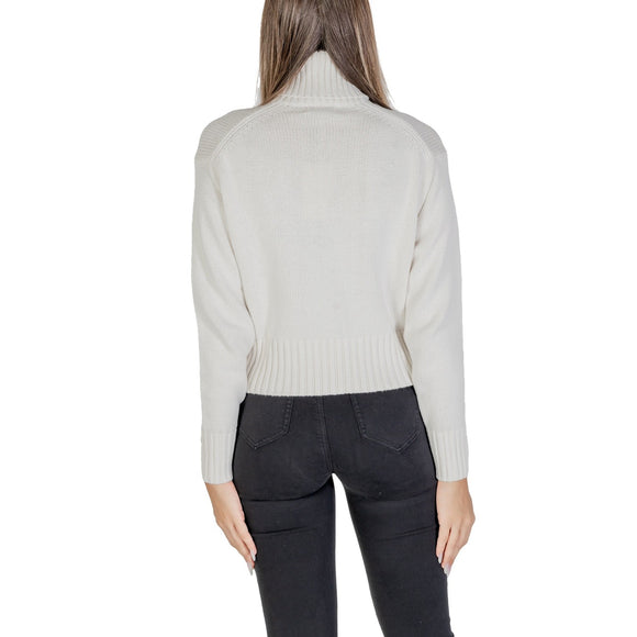 Calvin Klein Jeans Femeie Pulovere