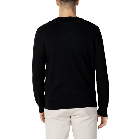 Diktat Barbat Pulovere